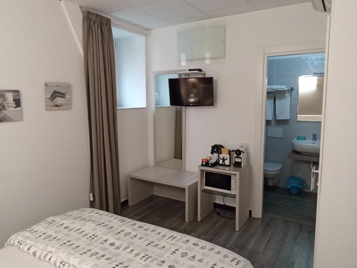 Sabbia D'Oro Locanda & Beach Бонасола Екстериор снимка